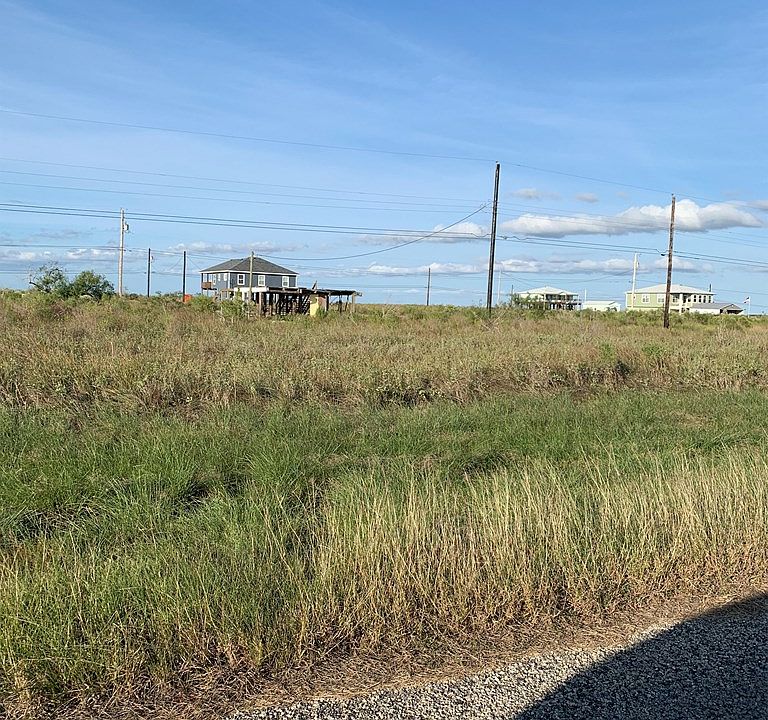 2nd image of 203 Forest Oak Ln