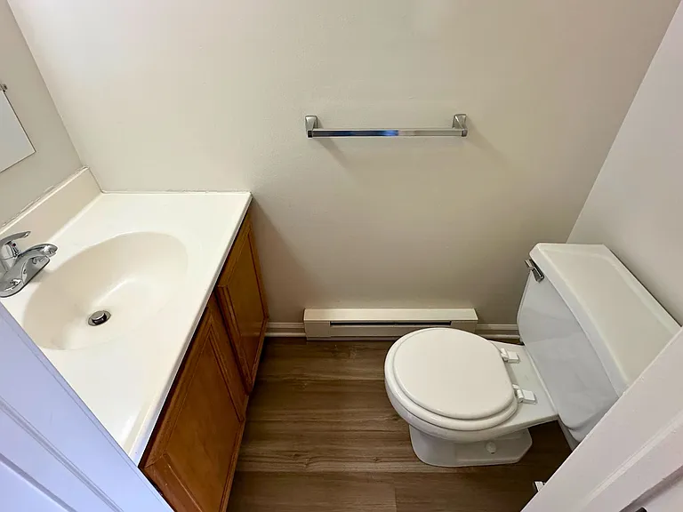 108 Bradford Dr — Photo 9