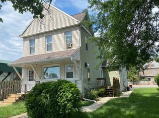 608 E Locust St, Bloomington, IL 61701