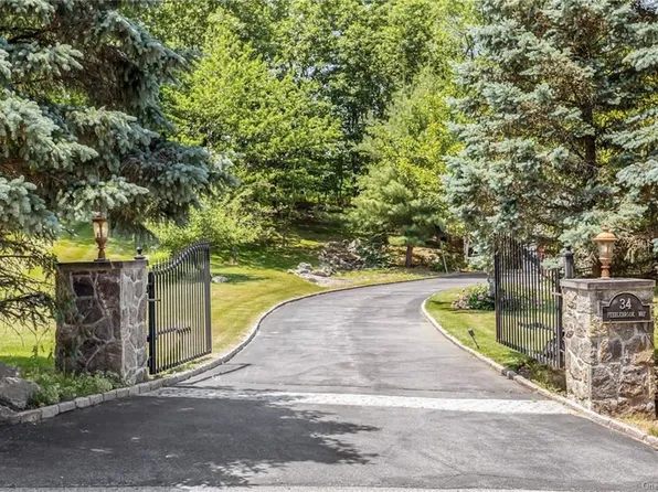 34 Pebblebrook Way, Chappaqua, NY 10514