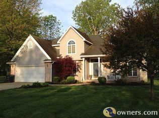5649 Hazelgreen Ct, Terre Haute, IN 47802