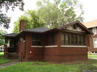 232 N Chambers St, Galesburg, IL 61401