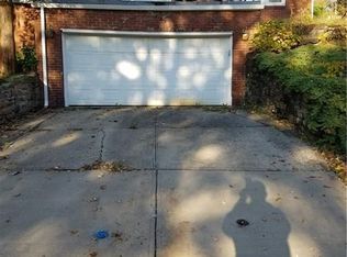 6 Craig Ct, Pittsburgh, PA 15228