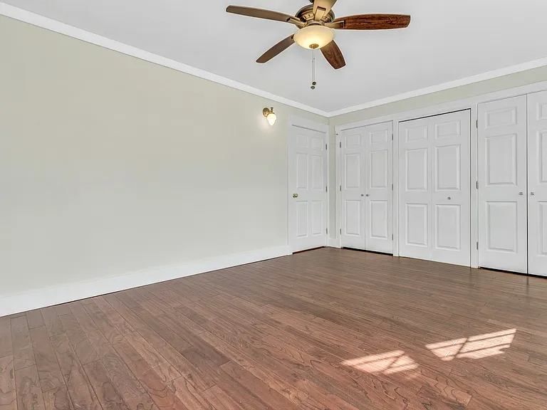 116 Unaka Ave #2 — Photo 8