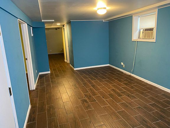 2nd image of 5653 W Windsor Ave #G