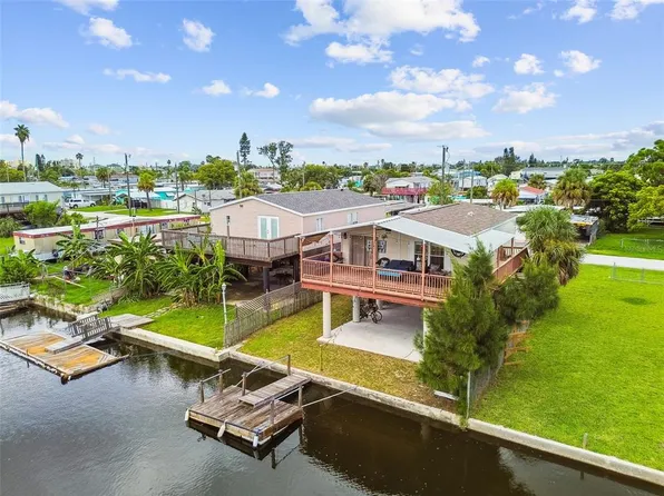 6836 Osprey Ln, Hudson, FL 34667