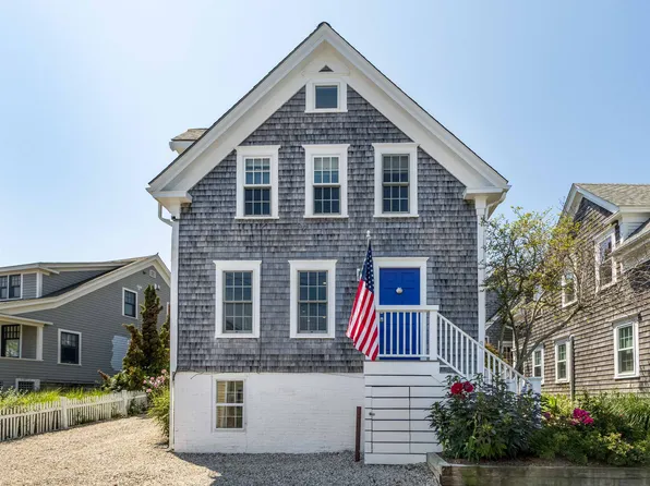 8 Atlantic Avenue UNIT A, Provincetown, MA 02657