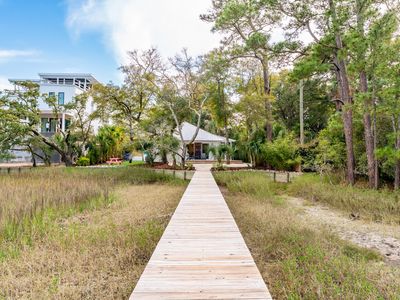 1 Red Sunset Ln, Folly Beach, SC, 29439