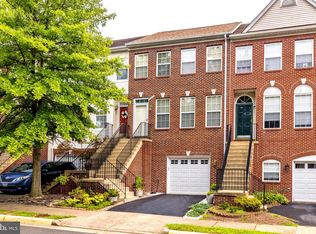 6601 Patent Parish Ln, Alexandria, VA 22315