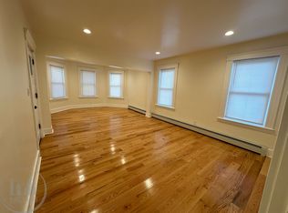 64 Southgate St #1, Worcester, MA 01603