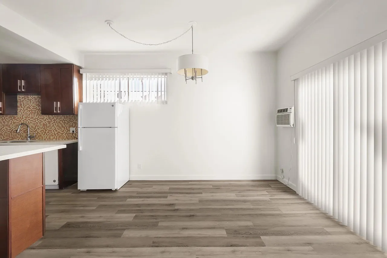 2 bed, 2.0 bath, $3,350 — Photo 3