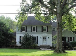 117 Sand Run Rd, Akron, OH 44313