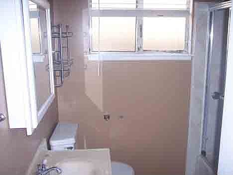 4th image of 2204 E Deodar Ave