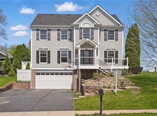 223 Crimson Dr, Pittsburgh, PA 15237