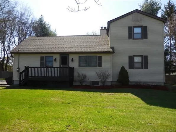 322 State Route 32 S, New Paltz, NY 12561