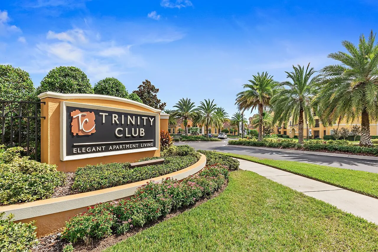 Trinity Club Apartments — Photo 2