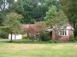 101 Roquemore Rd, Clemmons, NC 27012