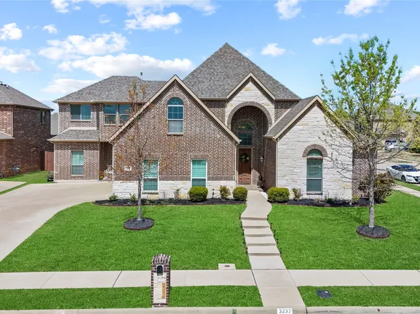 3237 Le Manns St, Midlothian, TX 76065