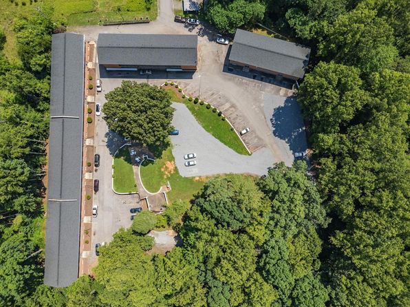 100 Ridge View Ln APT 19