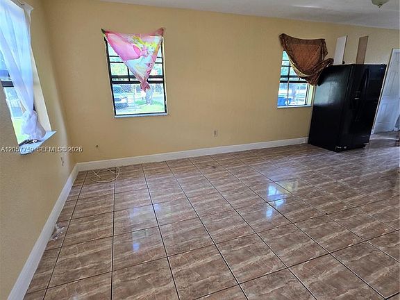 4th image of 311 NW 97th St #311