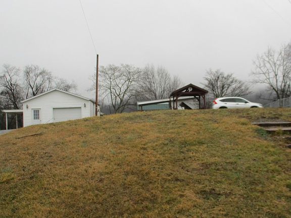 4th image of 1404 W Lee Hwy