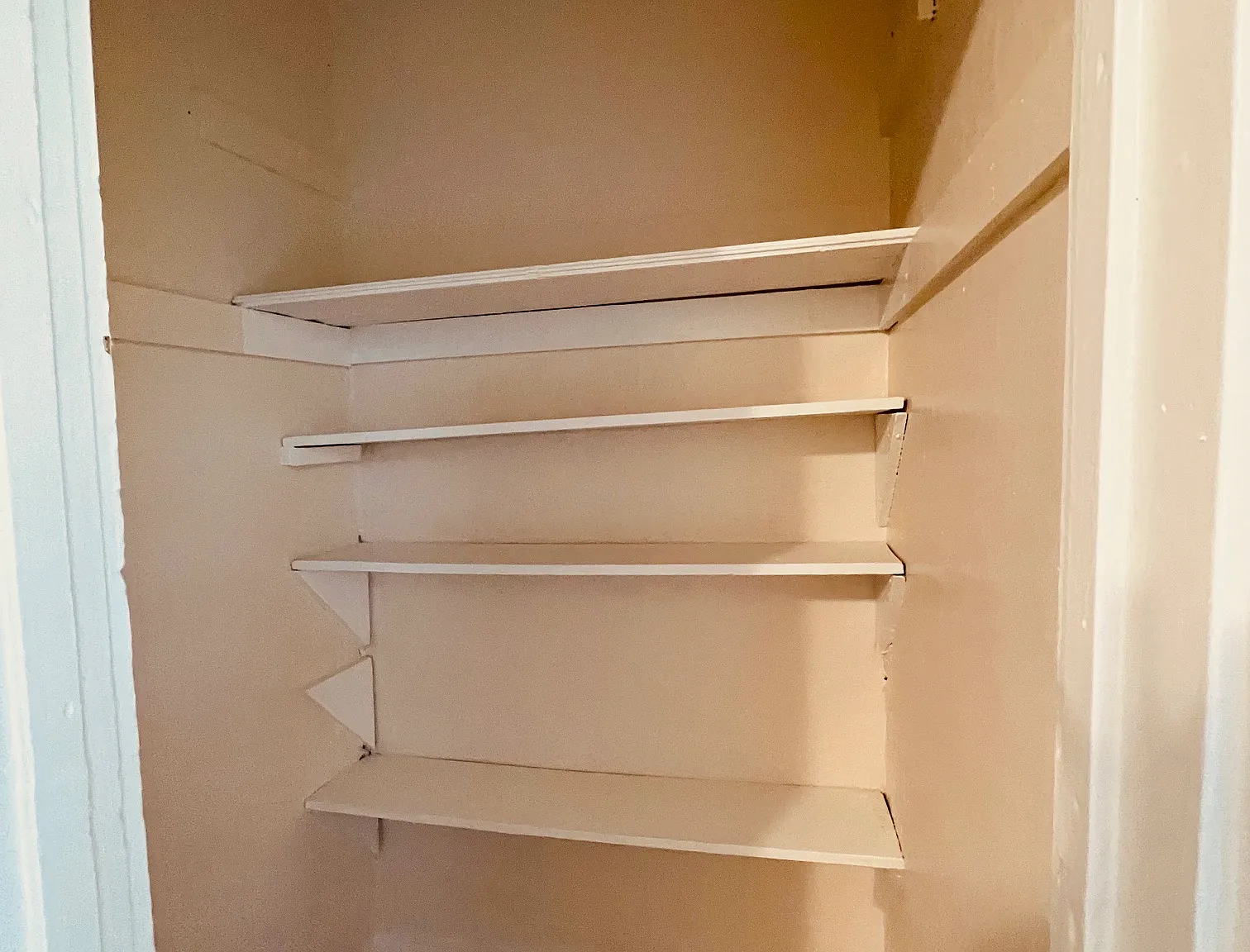 Studio, 400 sqft, $800 — Photo 4