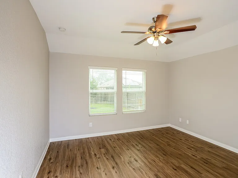 1036 Raceland Rd — Photo 7