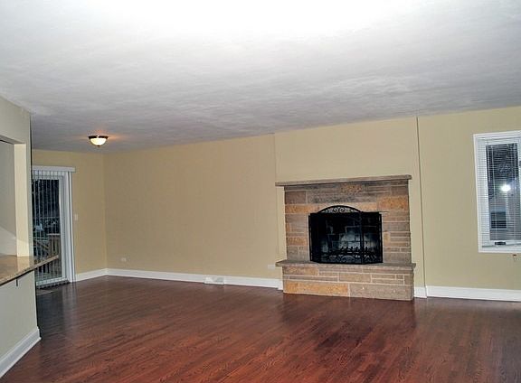 4th image of 202 Harvey Ave