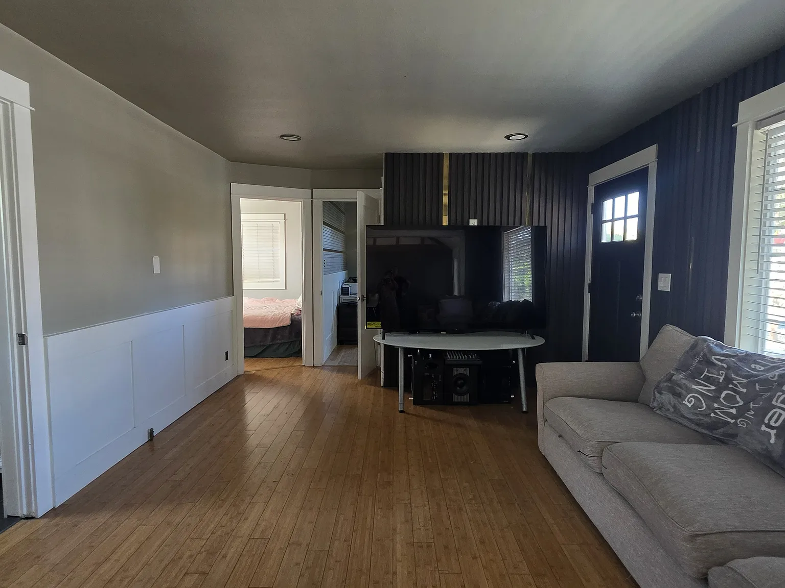 2 bed, 674 sqft, $1,900 — Photo 4