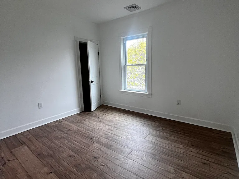 19 Reeves St #2 — Photo 18