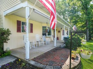 932 Davis Grove Rd, Horsham, PA 19044