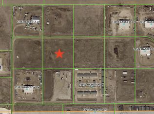 Bassett Ln, Williston, ND 58801