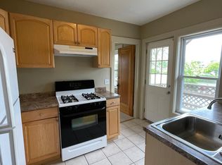 253 W Hazeltine Ave APT 18, Kenmore, NY 14217