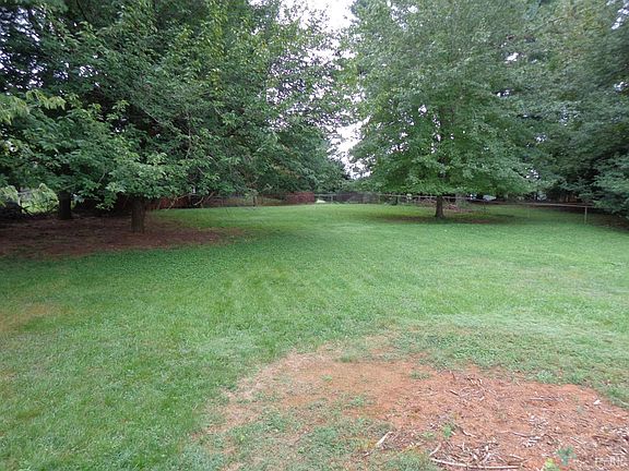5th image of 5810 Apache Ln