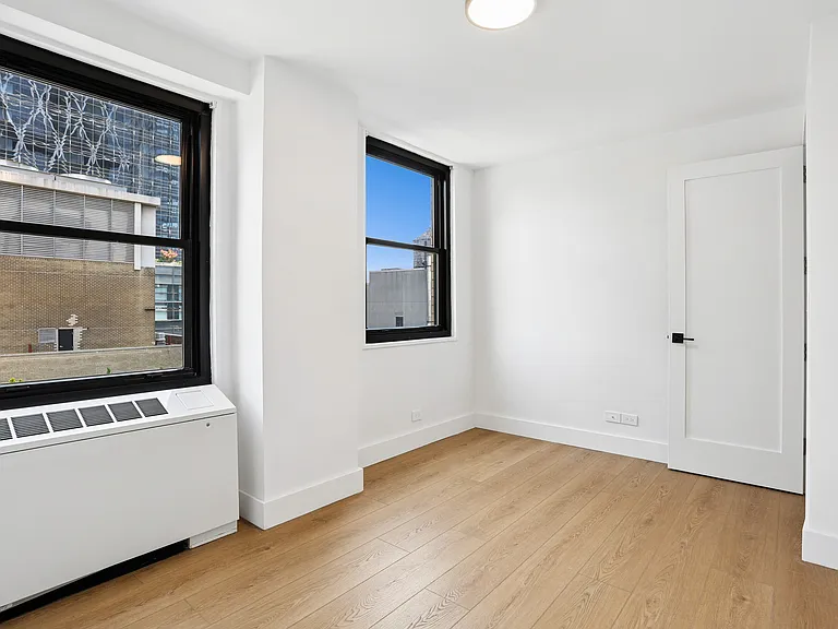 315 W 57th St #20A — Photo 13
