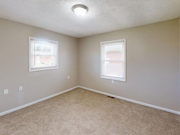 3rd image of 288 Marlatt St #2