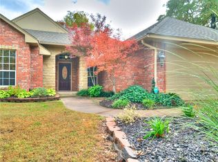 4432 Willowbrook Ln, Edmond, OK 73034