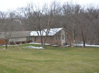 8927 Porter Oaks Dr, Roscoe, IL 61073