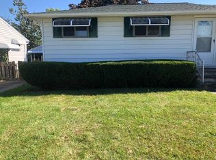 6433 Delores Blvd, Brookpark, OH