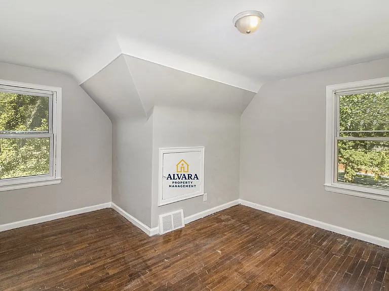 12934 Hayes St — Photo 10