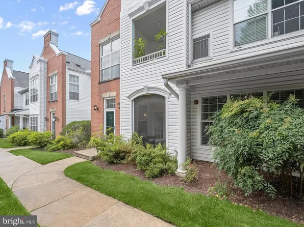 10742 Symphony Way Unit 103, Columbia, MD 21044