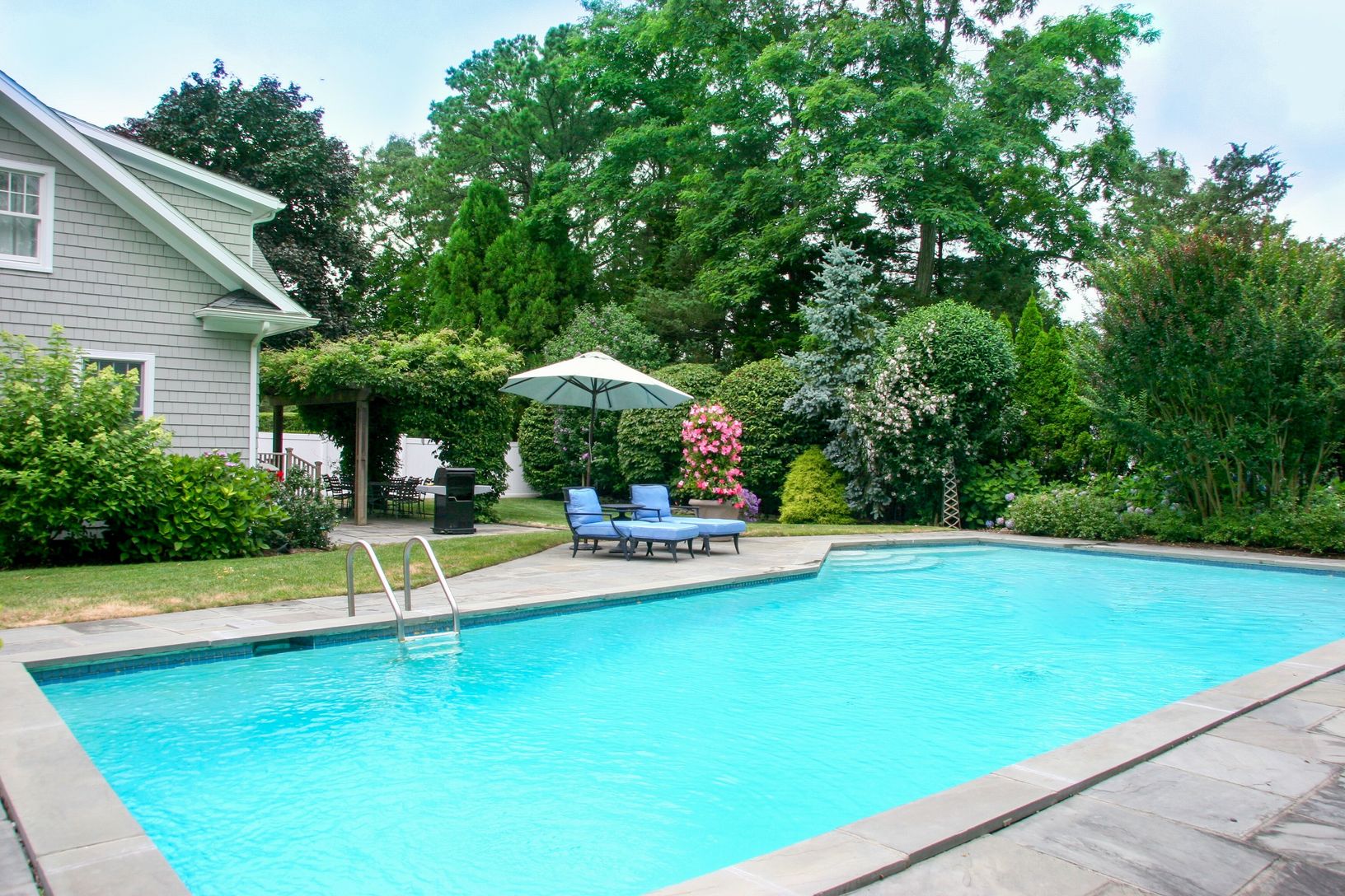  Heated Gunite Swimming Pool