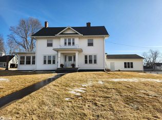 406 E Ross St, Toledo, IA 52342