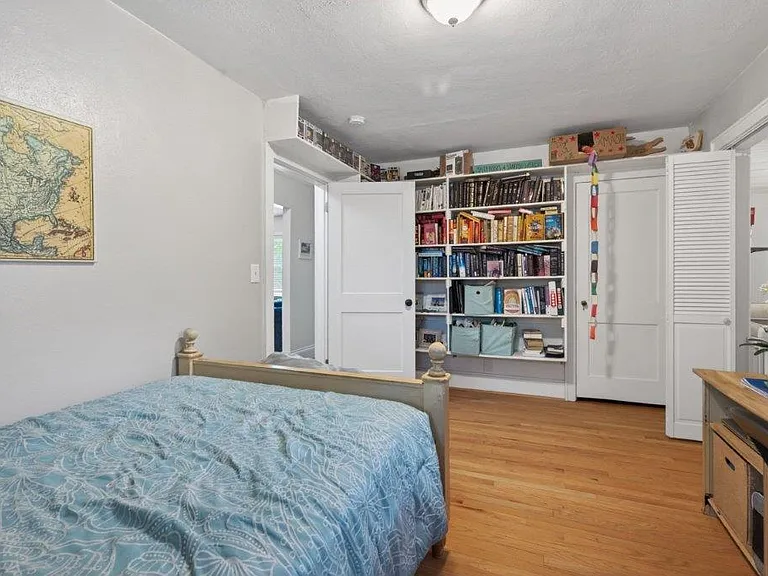 1200 Brunswick Ave — Photo 19