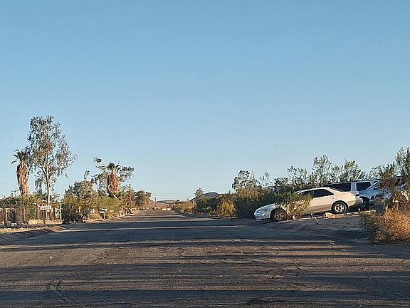 4th image of 7317 Persia Ave