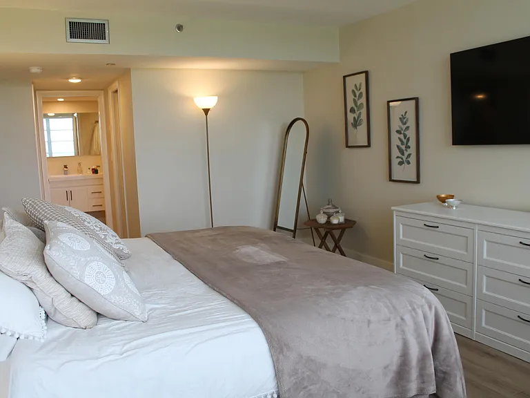3520 Oaks Way #607 — Photo 21