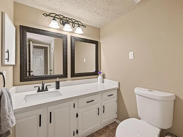 12110 Essenbruk Dr — Photo 30