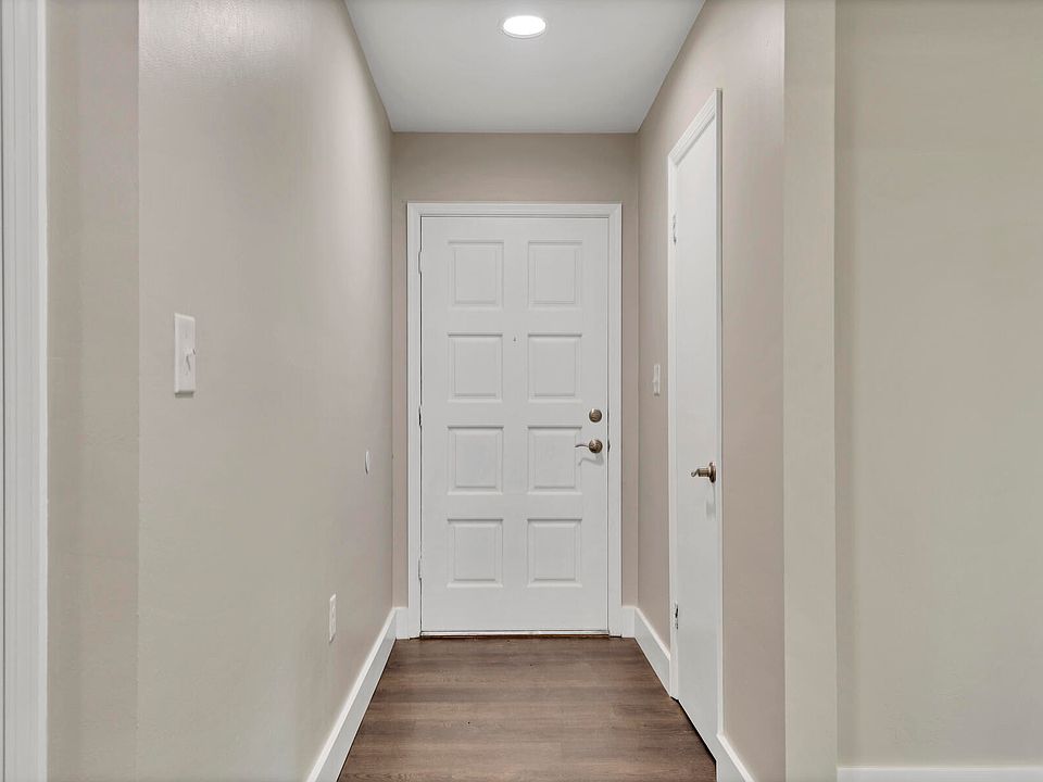 39 9th St, Shalimar, FL 32579 Zillow