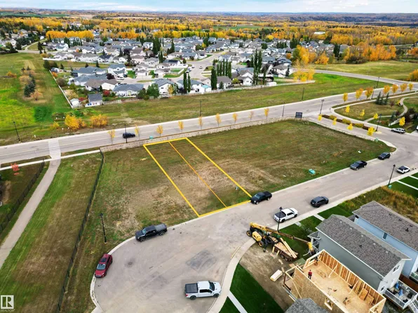 4014 & 4016 42nd Ave, Drayton Valley, AB T7A 0B5