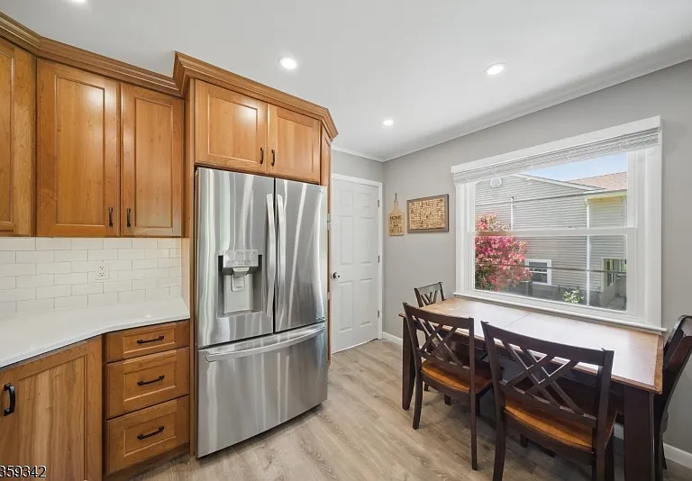 22 Beaver Brook Ln — Photo 11